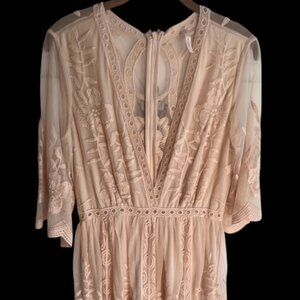 WISHLIST Bohemian-Style Maxi Dress